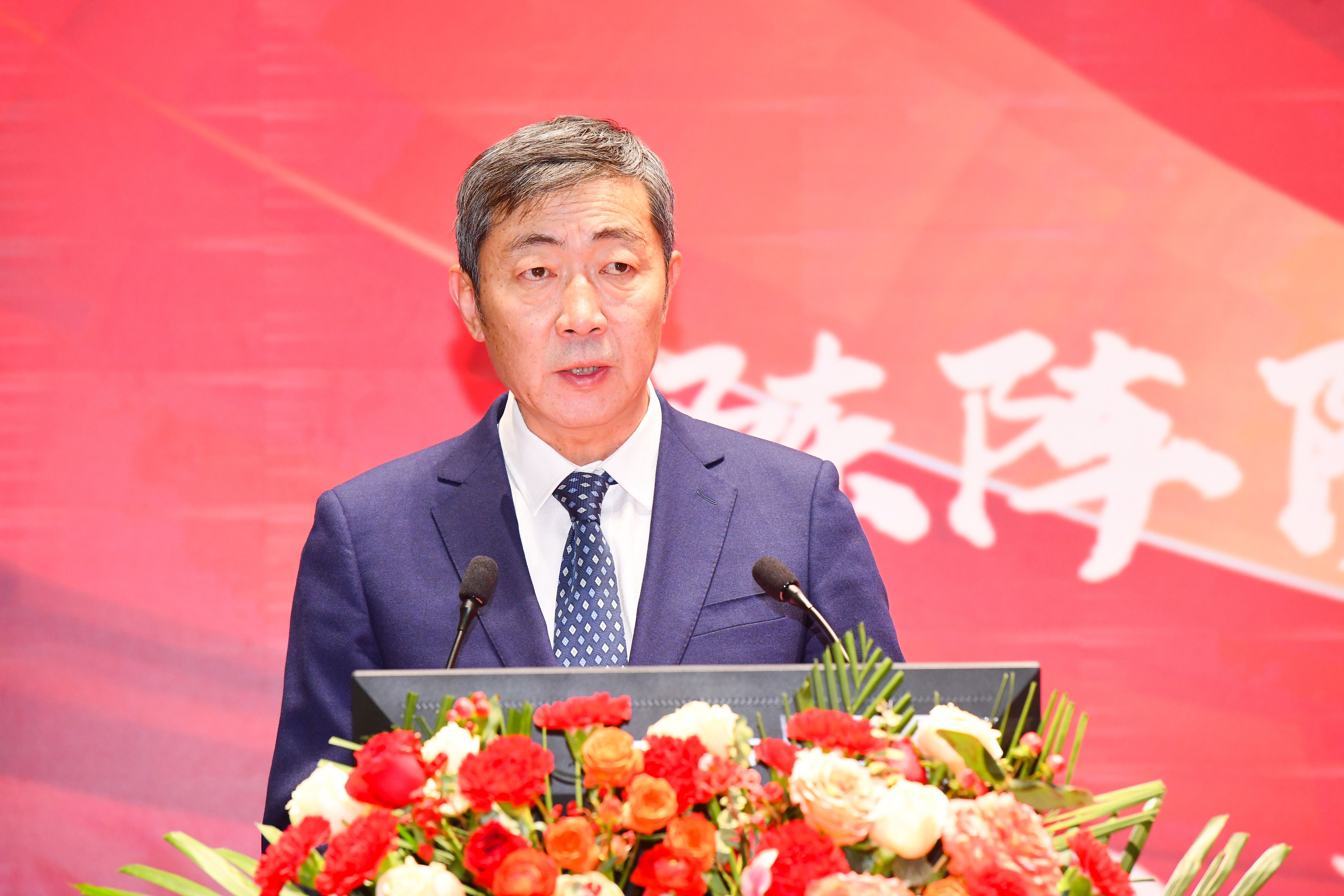 向陽而生，破局進(jìn)取 | 中建聯(lián)合2023年度總結(jié)表彰暨2024年迎新大會勝利召開(圖2)